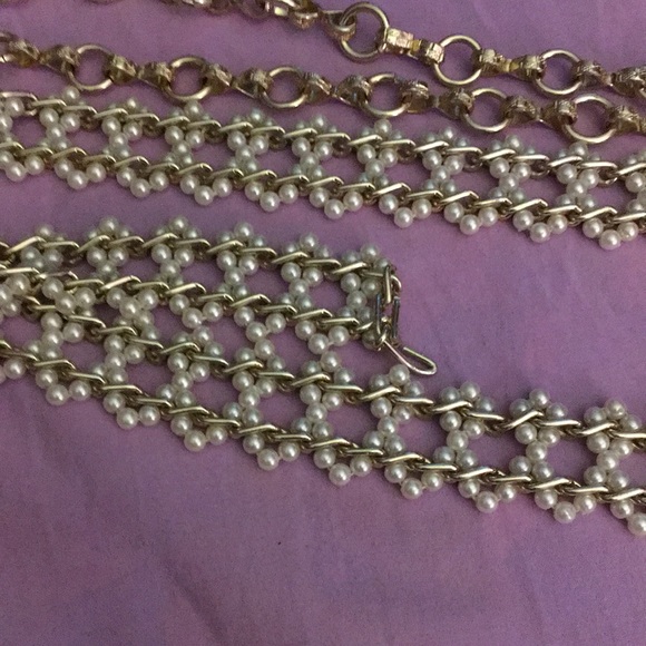 Ladies belts - Picture 2 of 2